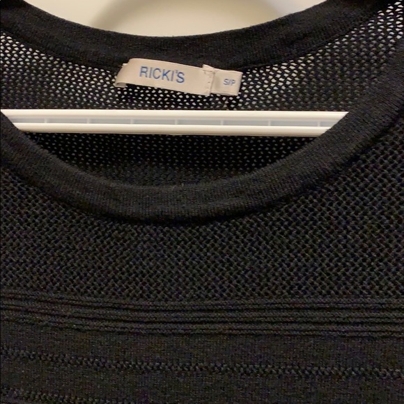 Sweater - Picture 2 of 6